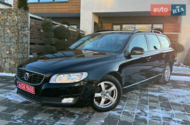 Volvo V70  2015