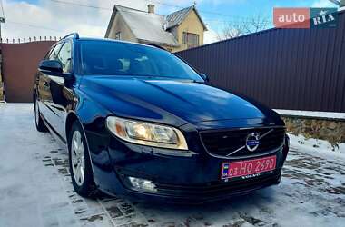 Volvo V70 2015