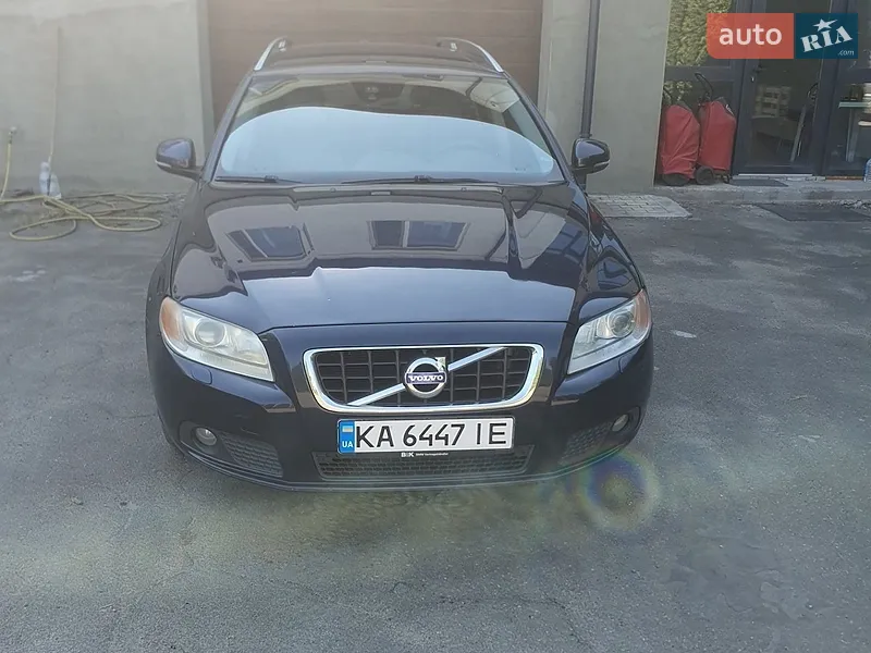 Volvo V70 2012