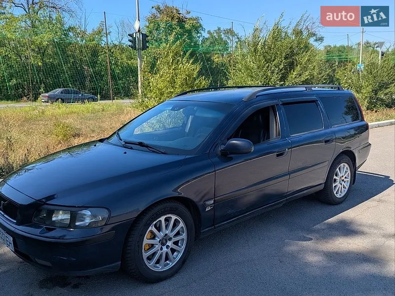Volvo V70 2003