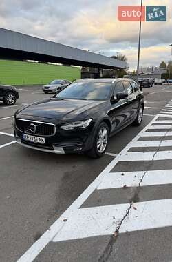 Volvo V90 Cross Country  2017
