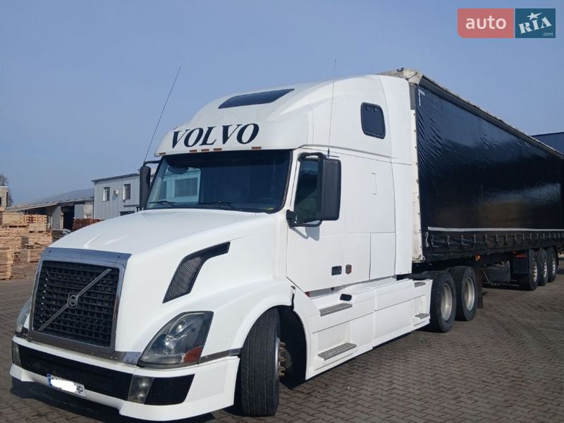 Volvo VNL 670