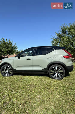 Volvo XC40 Recharge  2021