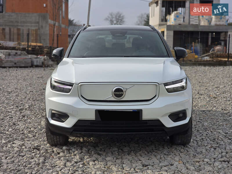 Позашляховик / Кросовер Volvo XC40 Recharge