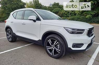 Volvo XC40  2018