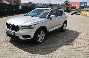 Volvo XC40  2019