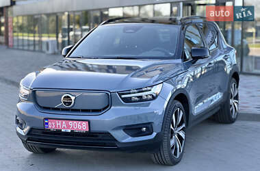 Volvo XC40  2022