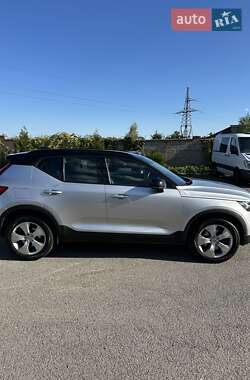 Volvo XC40  2018