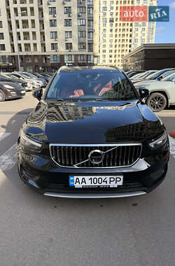 Volvo XC40  2019