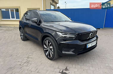 Volvo XC40  2021