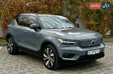 Volvo XC40  2021