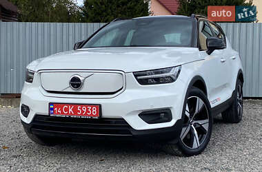 Volvo XC40  2021