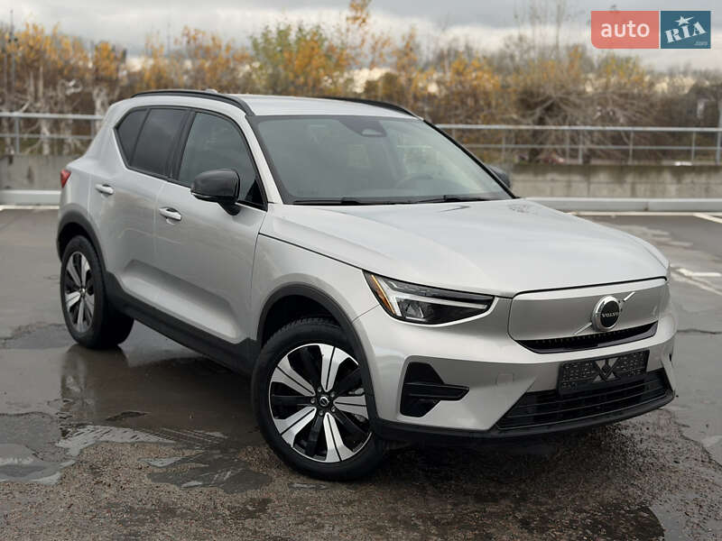 Внедорожник / Кроссовер Volvo XC40