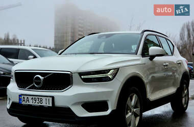 Volvo XC40  2019