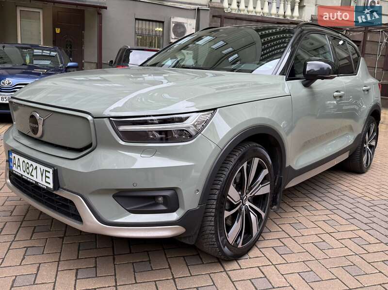 Внедорожник / Кроссовер Volvo XC40