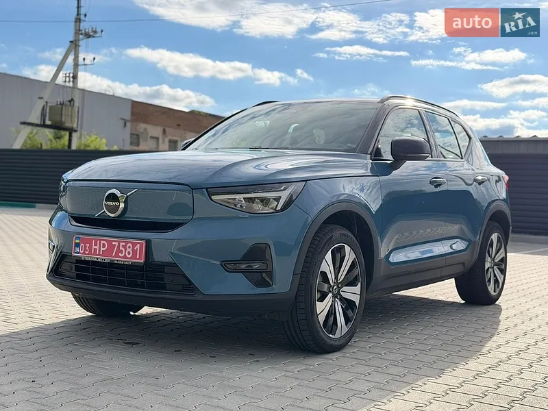 Volvo XC40 2023