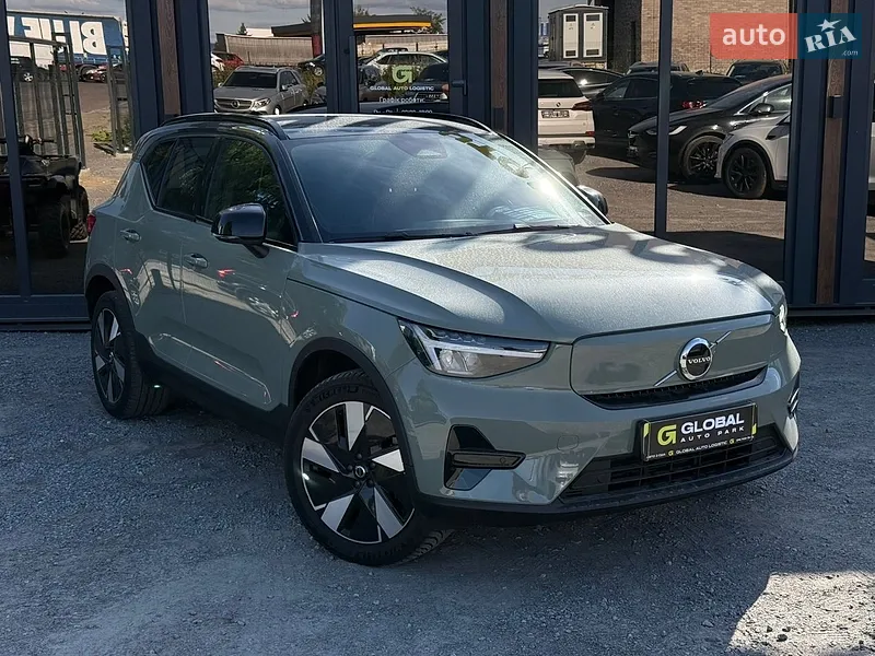 Volvo XC40 2024
