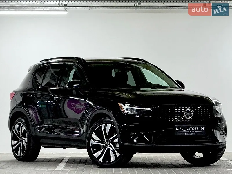Volvo XC40 2023