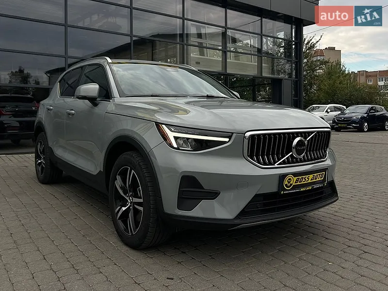 Volvo XC40 2023