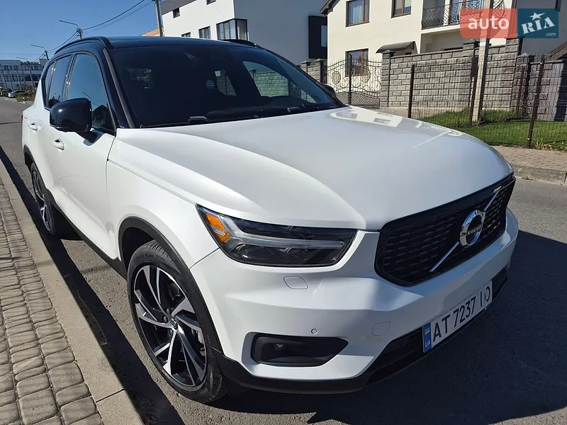 Volvo XC40 2020