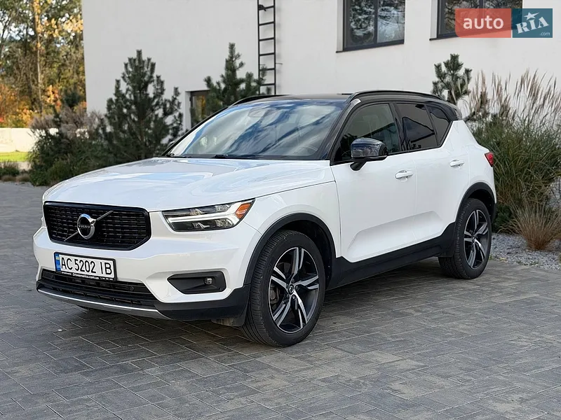 Volvo XC40
