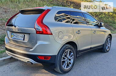 Volvo XC60 D5 SUMMUM R Design 2013