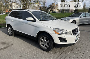 Volvo XC60  2008