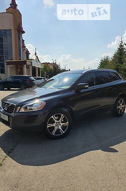 Volvo XC60 Summym 2011