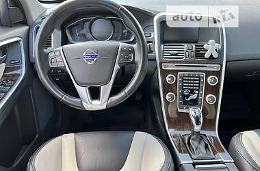 Volvo XC60  2017