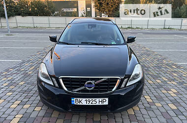 Volvo XC60  2010