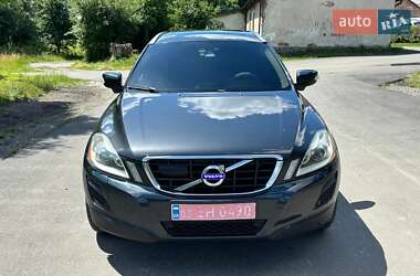 Volvo XC60  2010