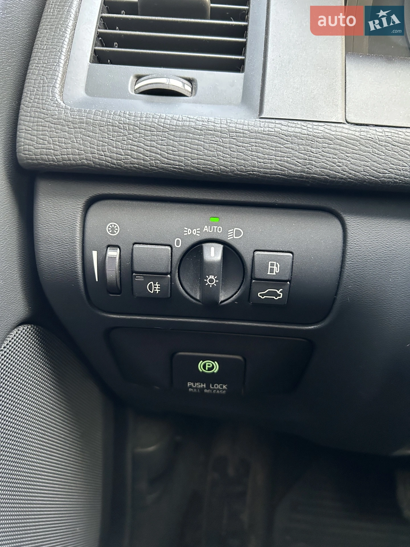 Volvo XC60 2013 VIN YV4902DZ5D2453842 фото оголошення 22 з 24
