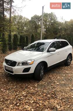 Volvo XC60  2011