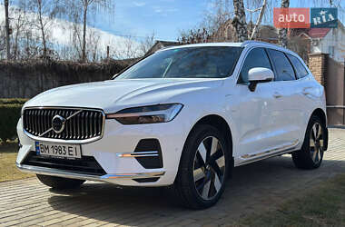 Volvo XC60  2023
