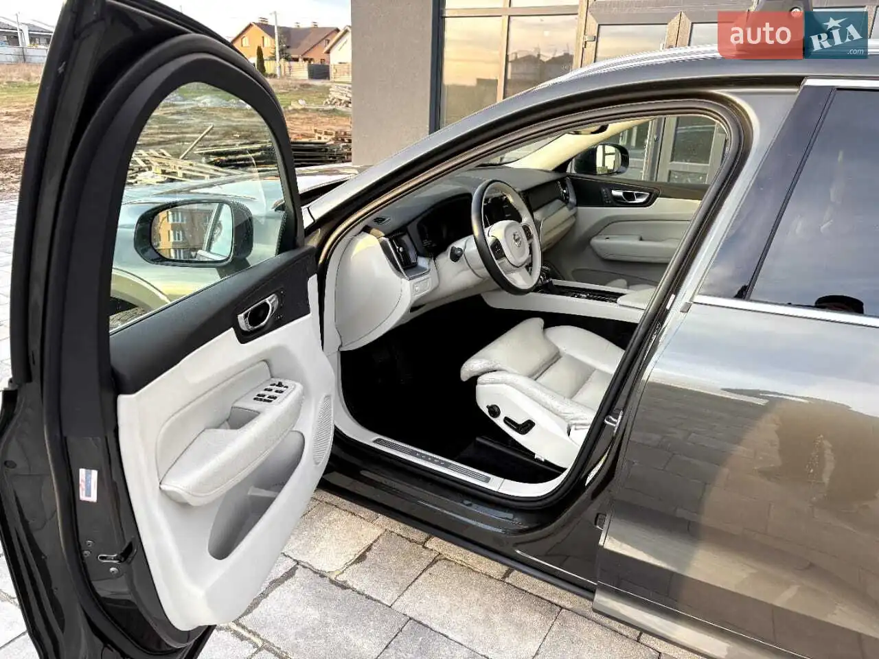 2018 Volvo XC60 - мініатюра 3
