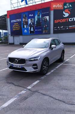 Volvo XC60  2022