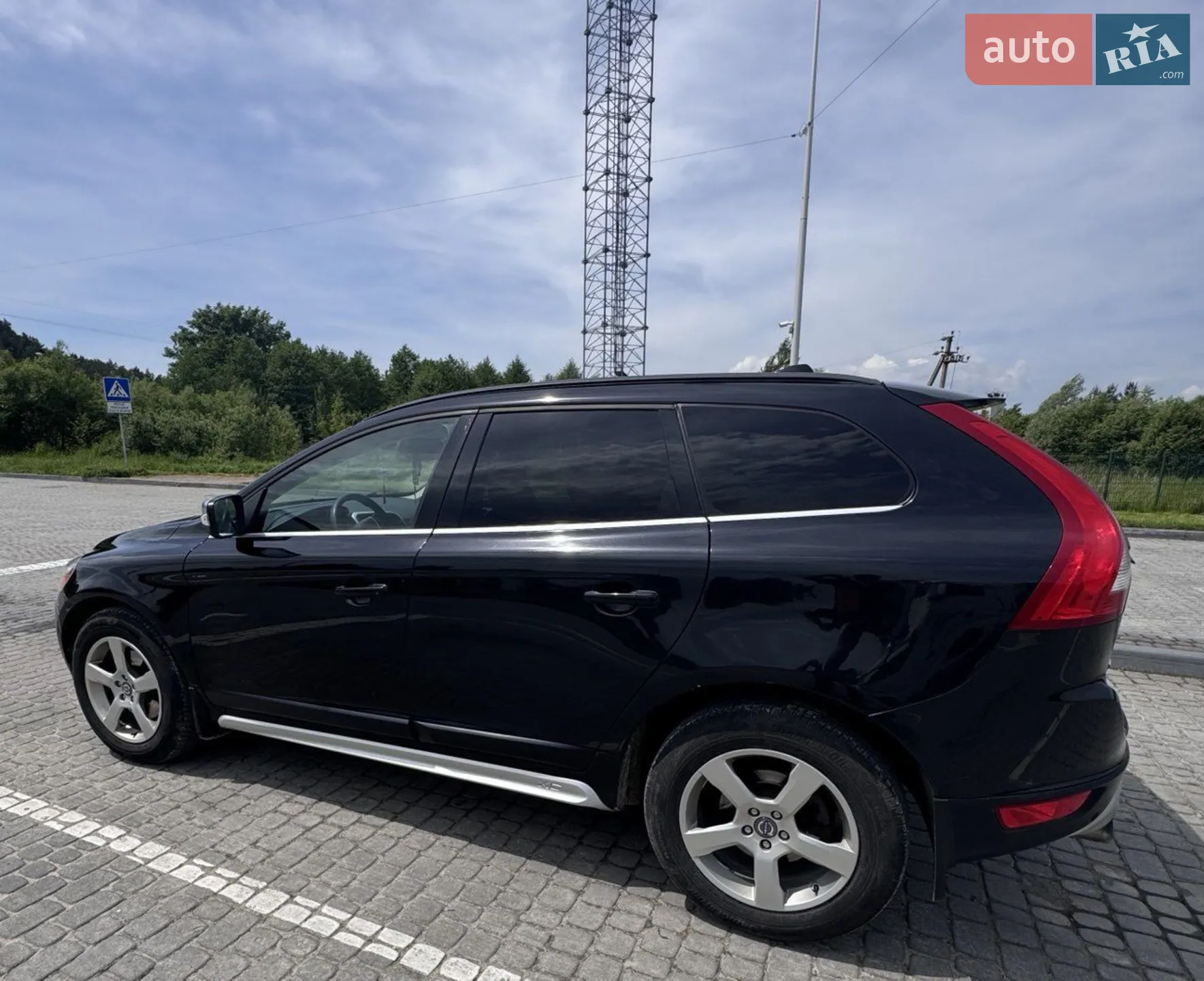 Volvo XC60 2010 VIN YV1DZ5251B2181294 фото оголошення 2 з 15