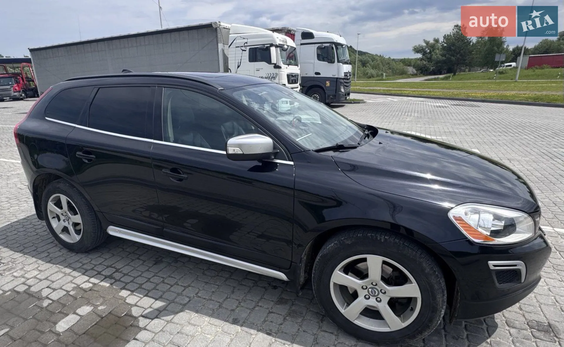 Volvo XC60 2010 VIN YV1DZ5251B2181294 фото оголошення 3 з 15