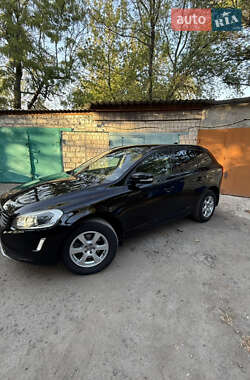 Volvo XC60  2016