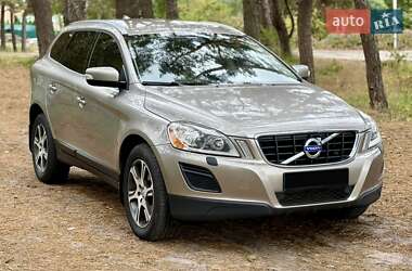 Volvo XC60  2012