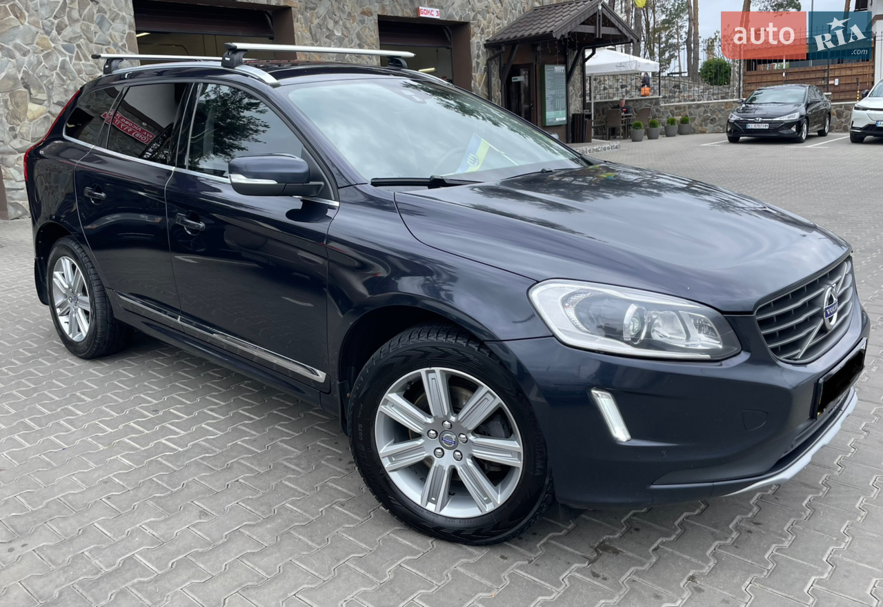 2017 Volvo XC60 - фото 1