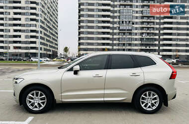 Volvo XC60  2020