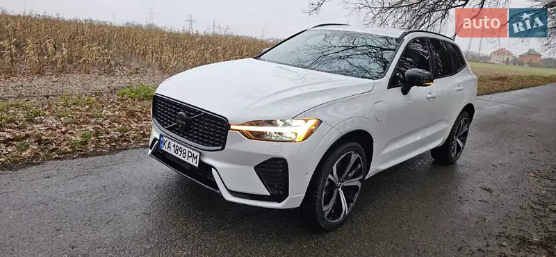 Volvo XC60 2022