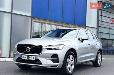 Volvo XC60  2023