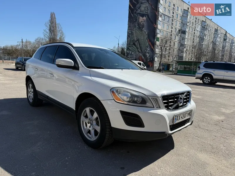 Volvo XC60 2011