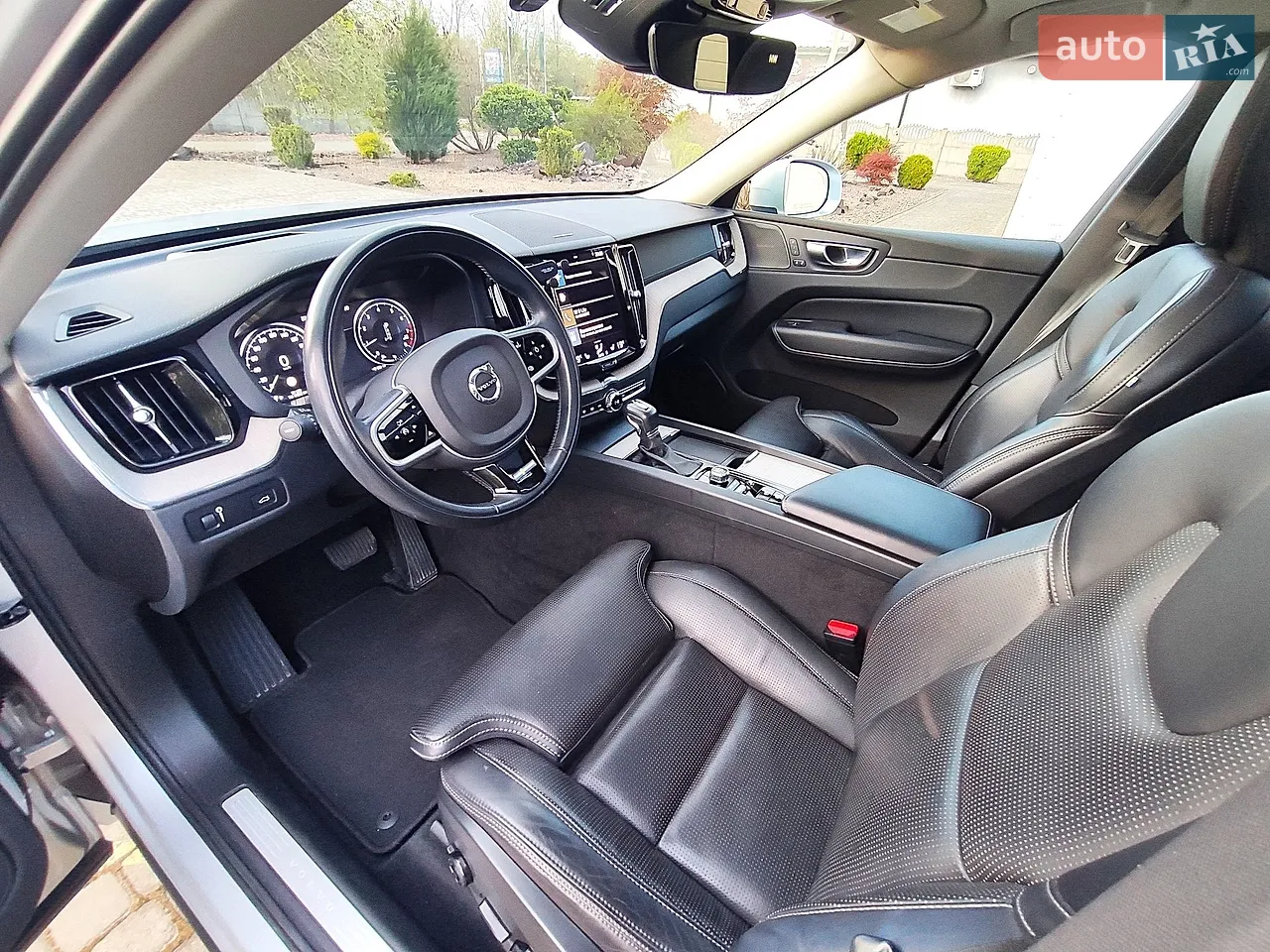 2021 Volvo XC60 - мініатюра 2