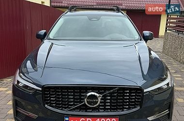 Volvo XC60  2022