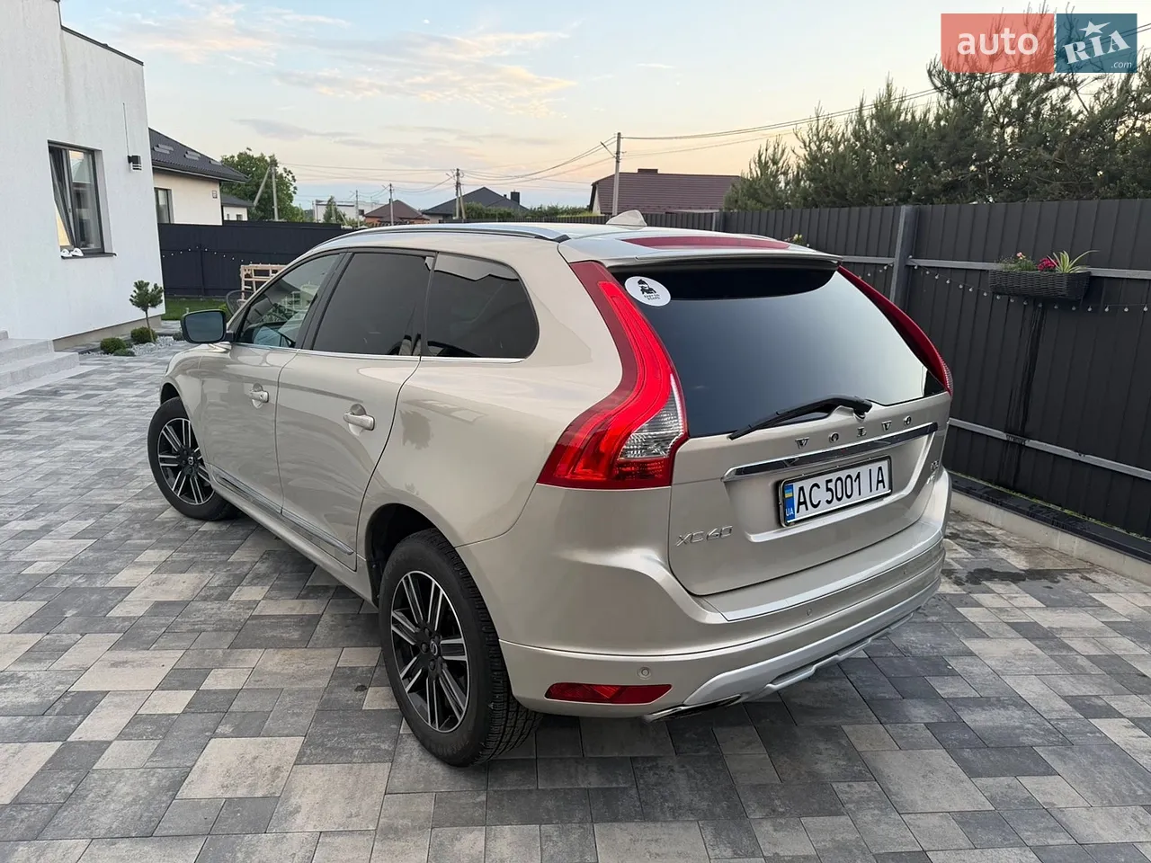 2016 Volvo XC60 - мініатюра 4