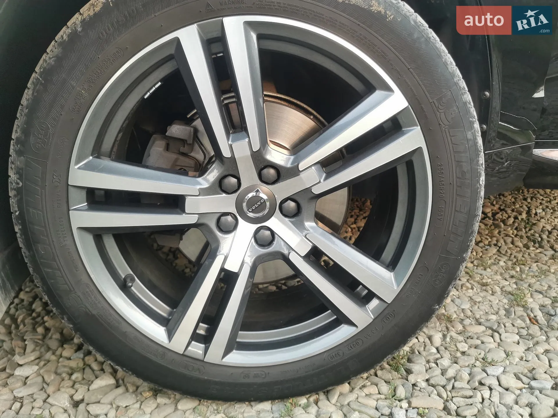 Volvo XC60 2019 VIN YV1UZA8UDL1483330 фото оголошення 4 з 20