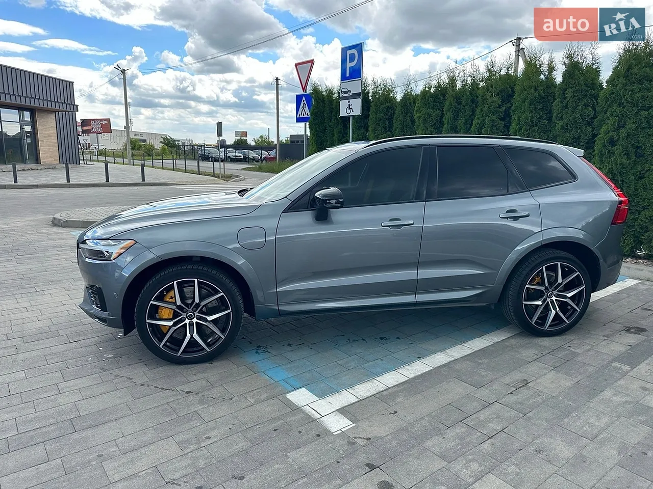 2021 Volvo XC60 - мініатюра 3